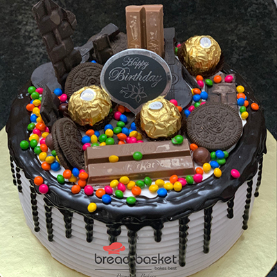 "Round shape Kit Kat Cake -2 kgs  (The Bread Basket) - Click here to View more details about this Product